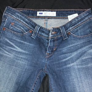 Levi’s Demi Curve skinny jeans EUC Juniors sz 3m